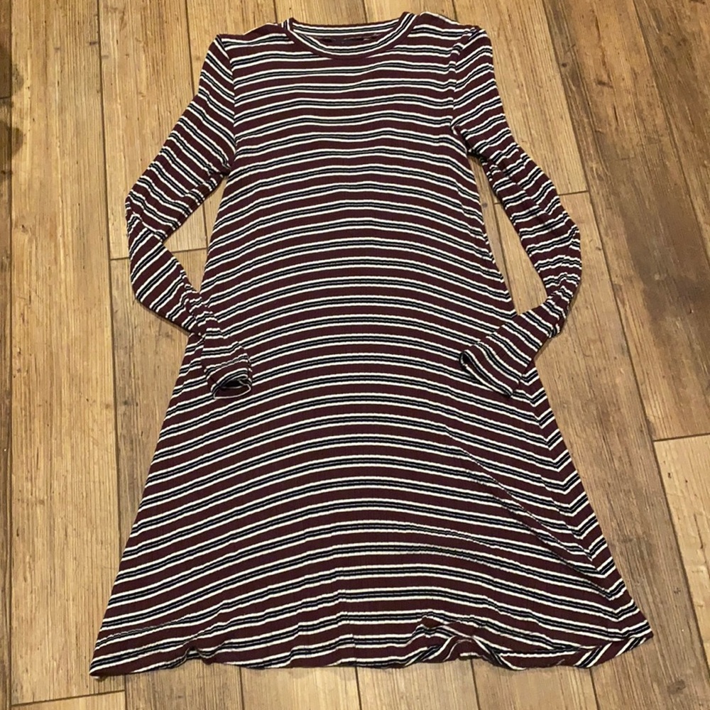 American Eagle dress - size M